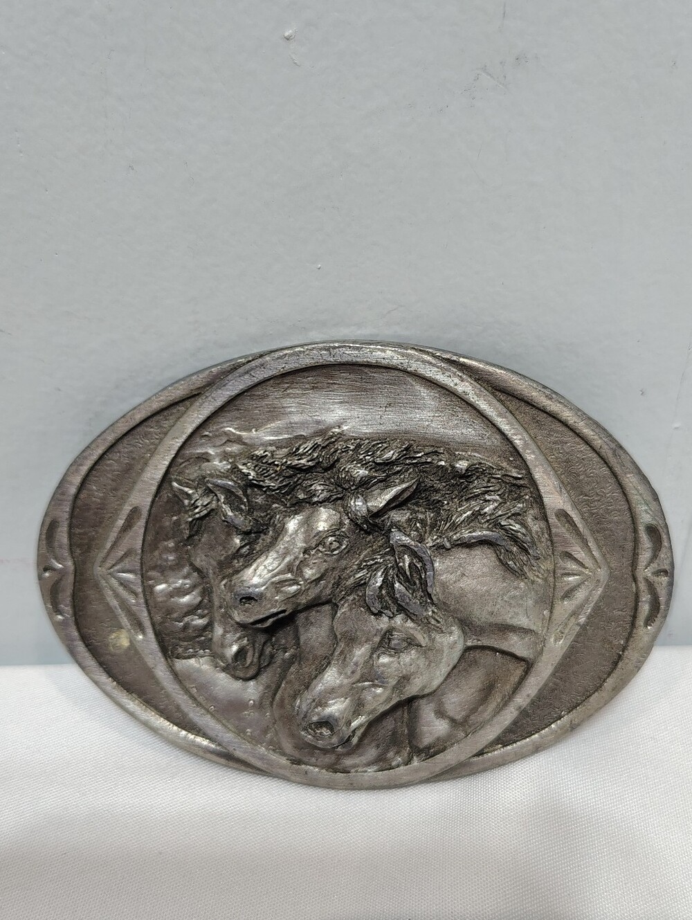 Vintage 1983 Bergamot Brass Works Pewter Belt Buckle K-146 Wild Horses 3D